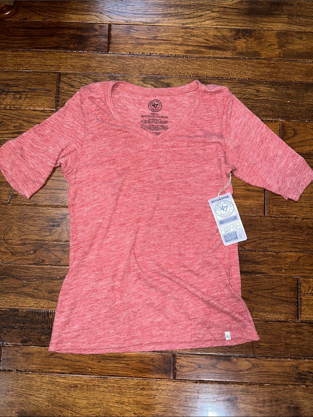 47 Brand Women's Heather Red V-Neck Short Sleeve Tee Size Small